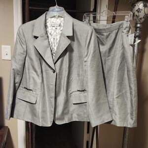 Kasper Light Gray Blazer and Skirt Ensemble